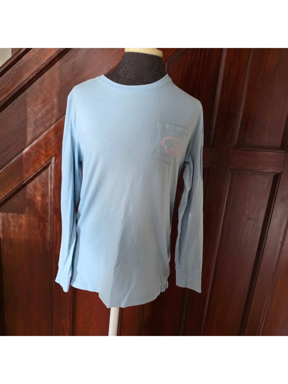 Ivory Ella Womens Light Blue Long Sleeve T-Shirt With Elephant Logo Size Medium